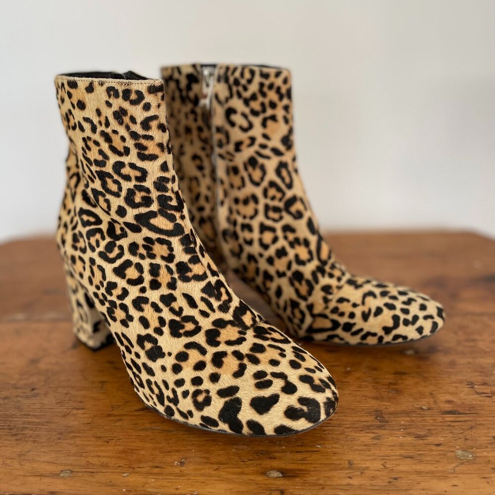 Halogen Real Calf/Pony Hair Glamoretti Rock Chic Leopard Print Ankle Boots - 8.5